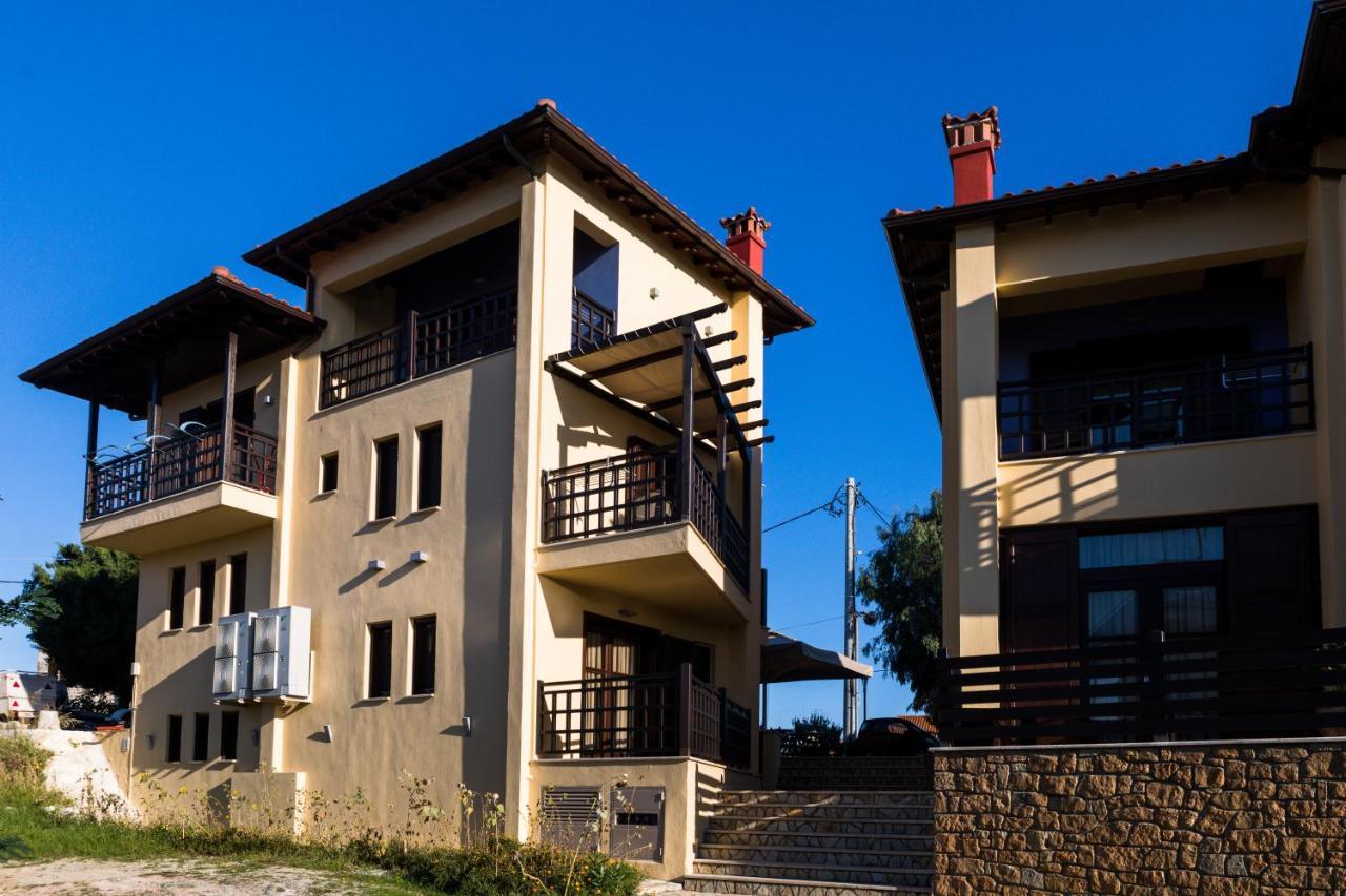 Helianthus Guesthouse Amoliani Extérieur photo